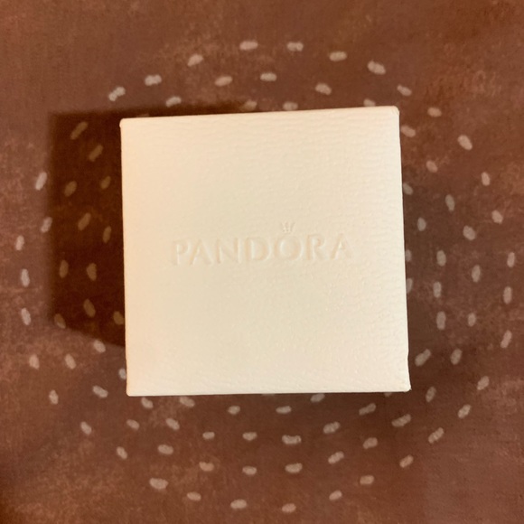 Authentic Pandora Disney collection- Pooh bear with hunny pot. Size 9 - Picture 6 of 7